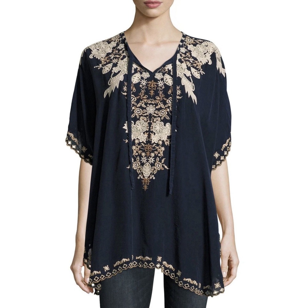 Johnny Was Egypt Eyelet Poncho Top Navy Embroidered Floral Short Sleeve Sz L